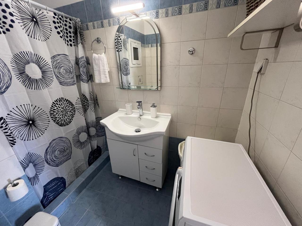 Marousi Cozy Apartment アテネ エクステリア 写真