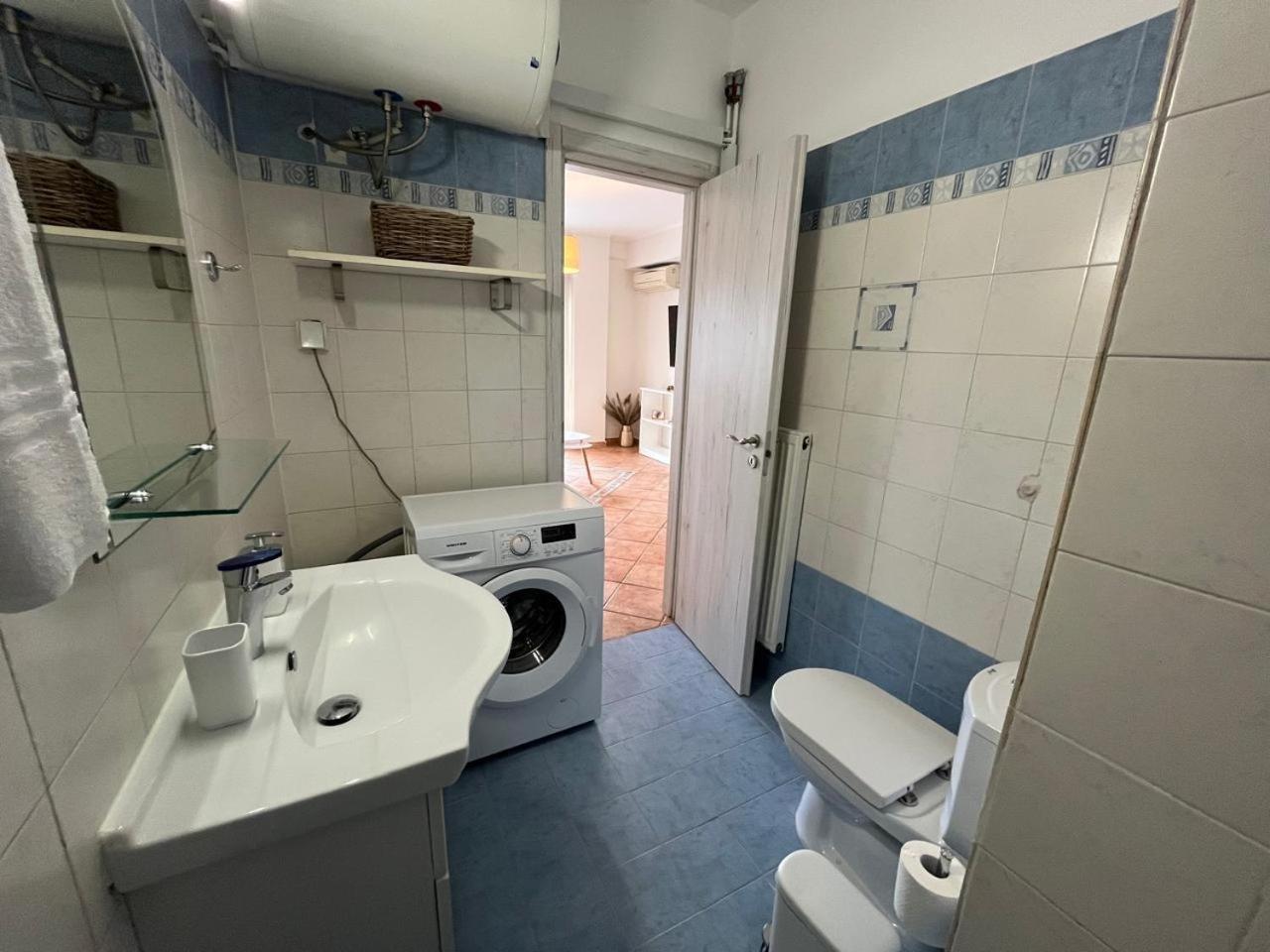 Marousi Cozy Apartment アテネ エクステリア 写真